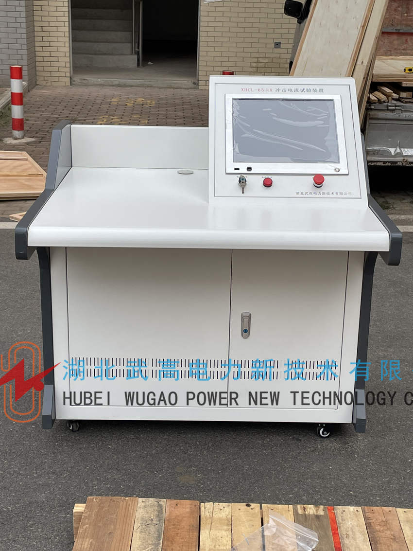 145917213.jpg 850-4.jpg